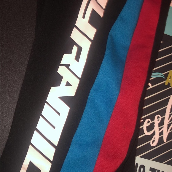 BLACK PYRAMID Co. - Picture 6 of 7